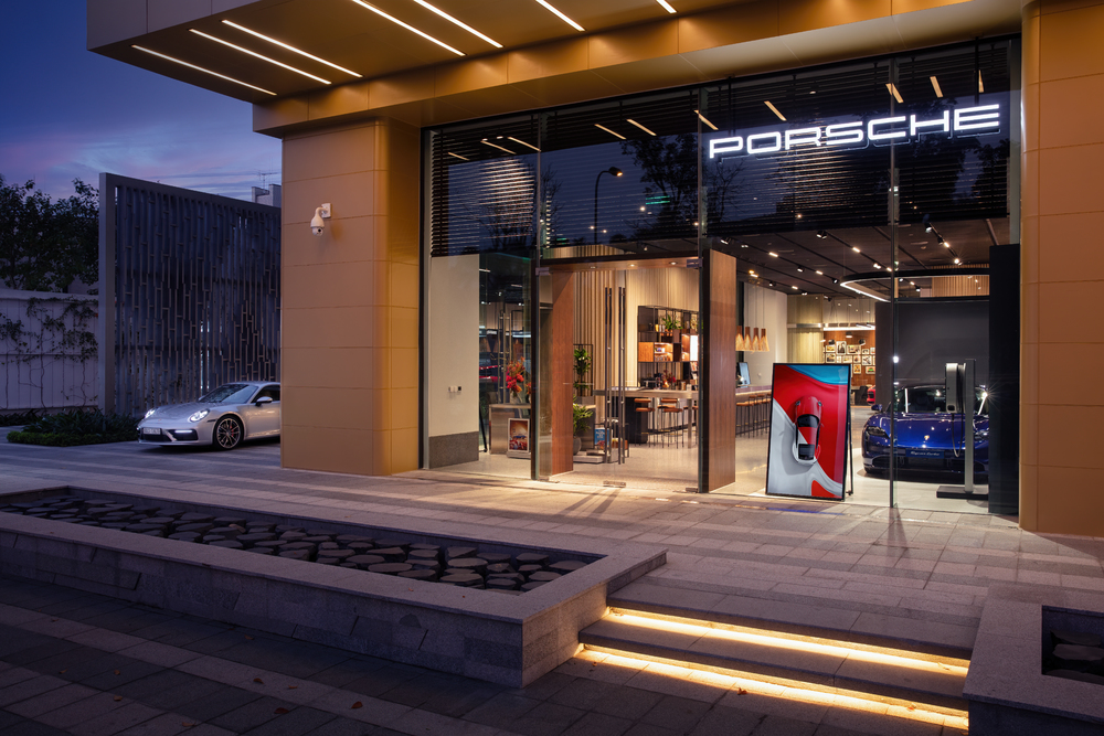 ปอร์เช่ นำเสนอประสบการณ์การจำหน่ายยนตรกรรมสปอร์ตรูปแบบใหม่ Porsche Studio กรุงฮานอย เวียดนาม