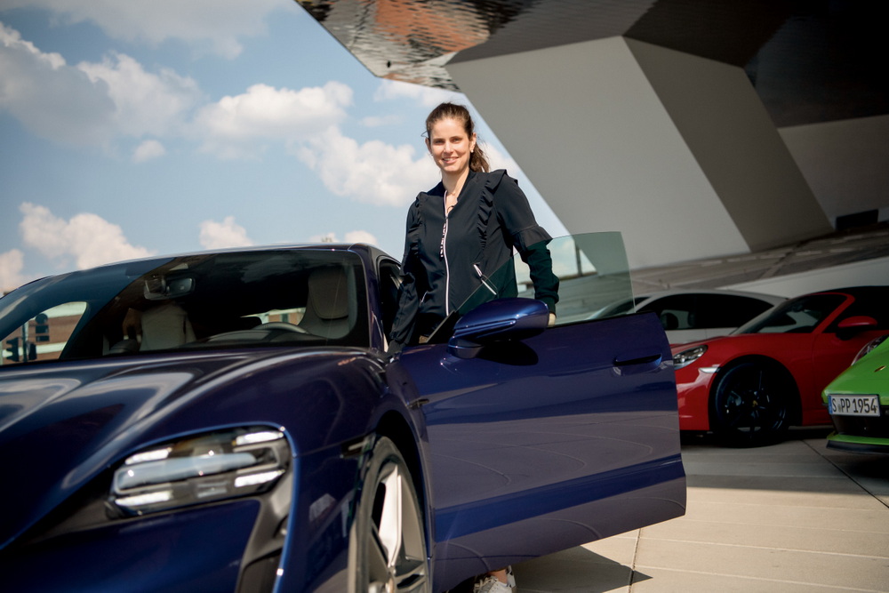 เปิดใจ Julia Görges, Porsche Brand Ambassador