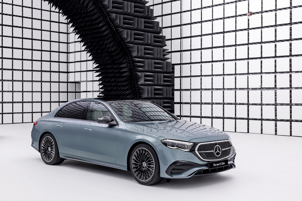 The new E-Class จากเมอร์เซเดส-เบนซ์ คว้ารางวัล “Best Performer” โดย Euro NCAP